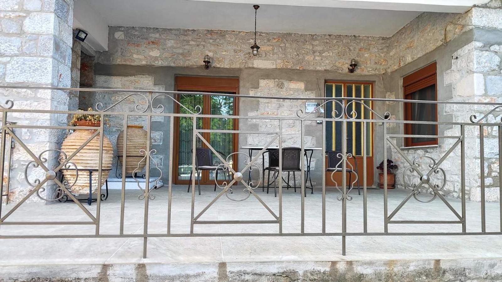 Traditional House Alepis In Areopolis Exterior foto